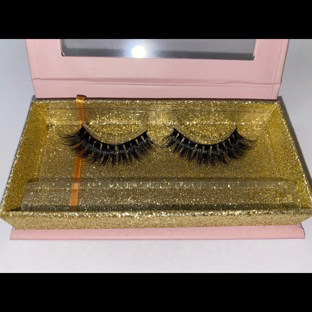 Lashes